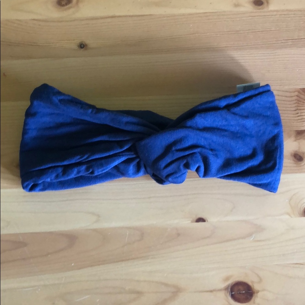 Aerie Headband